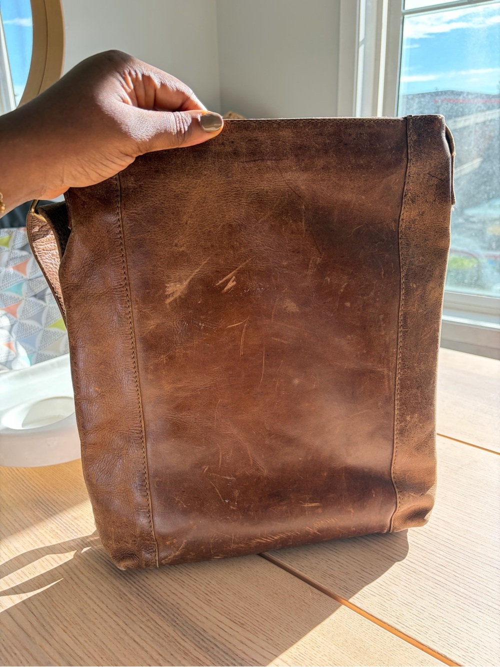 Adrian klis Classic Brown Leather Messenger Bag for Men - Everyday Carry